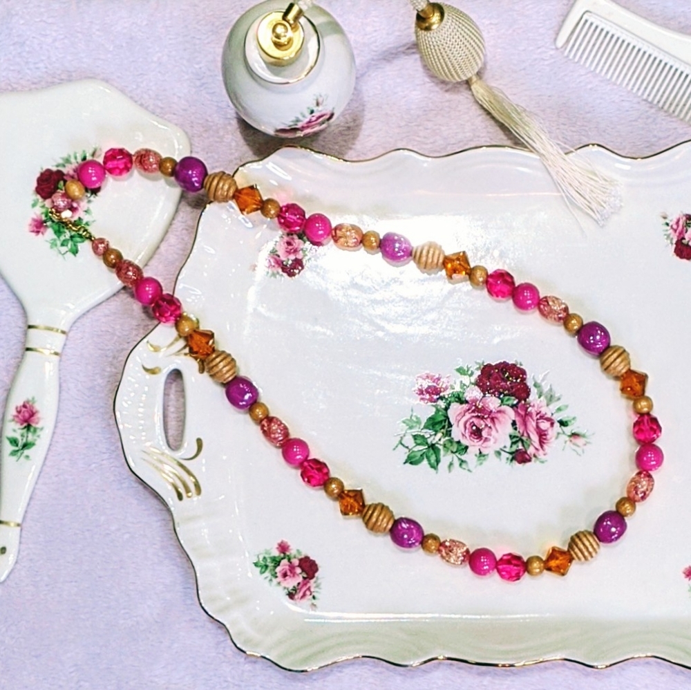 VTG Monet Mixed Material Beaded Necklace